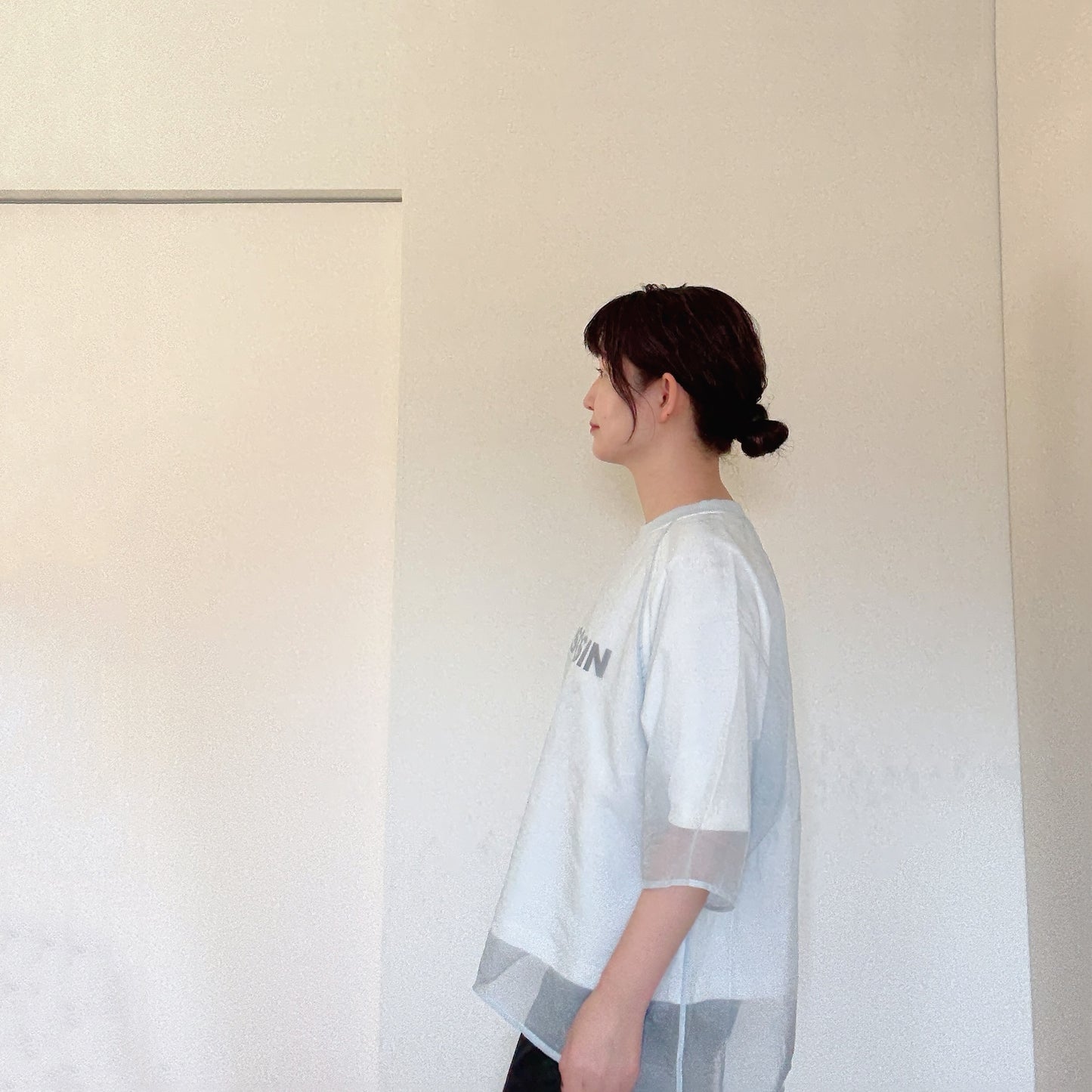 オーガンジーが一体化したおしゃれTシャツ