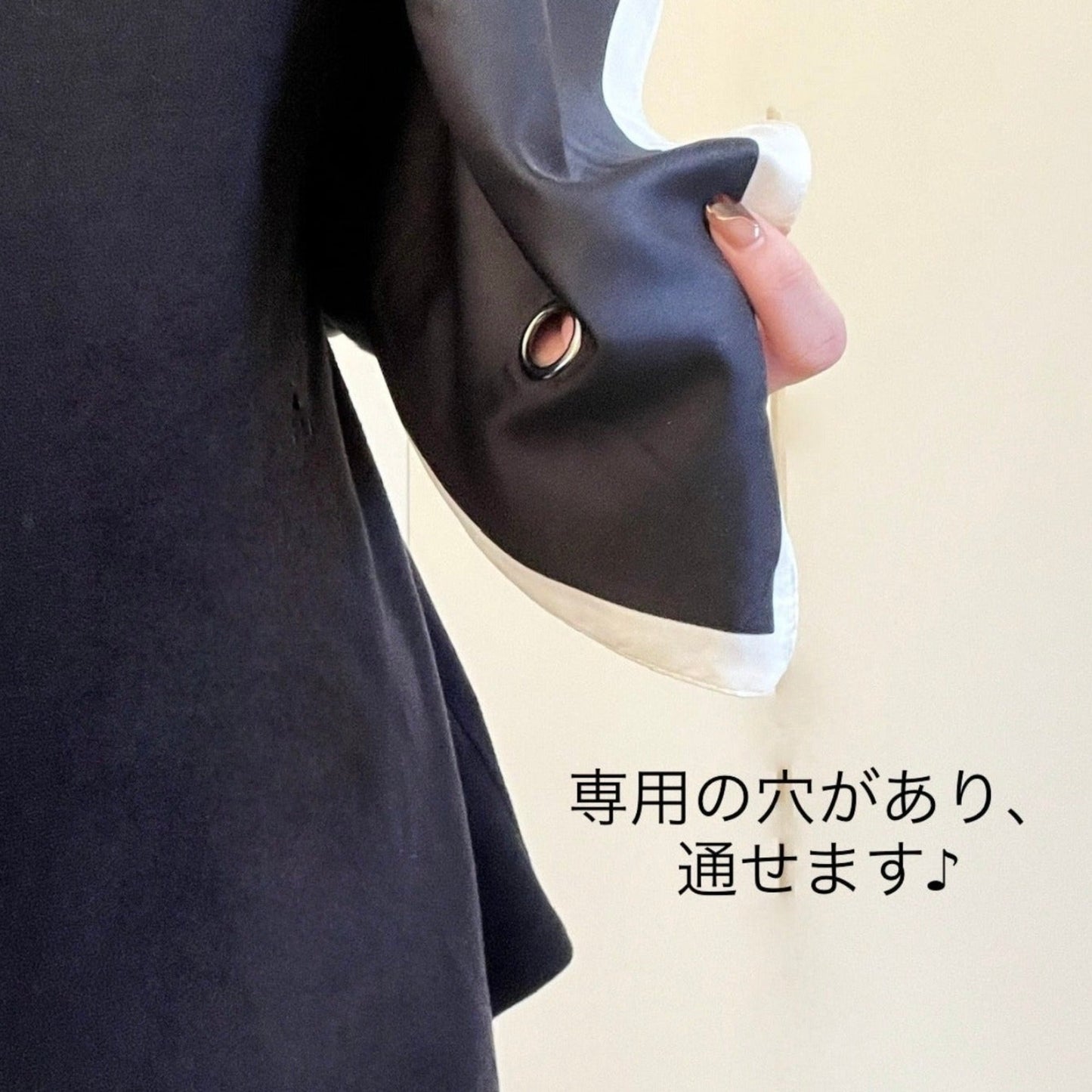 【再再再…入荷】いろいろ使えるモノトーンなスカーフ