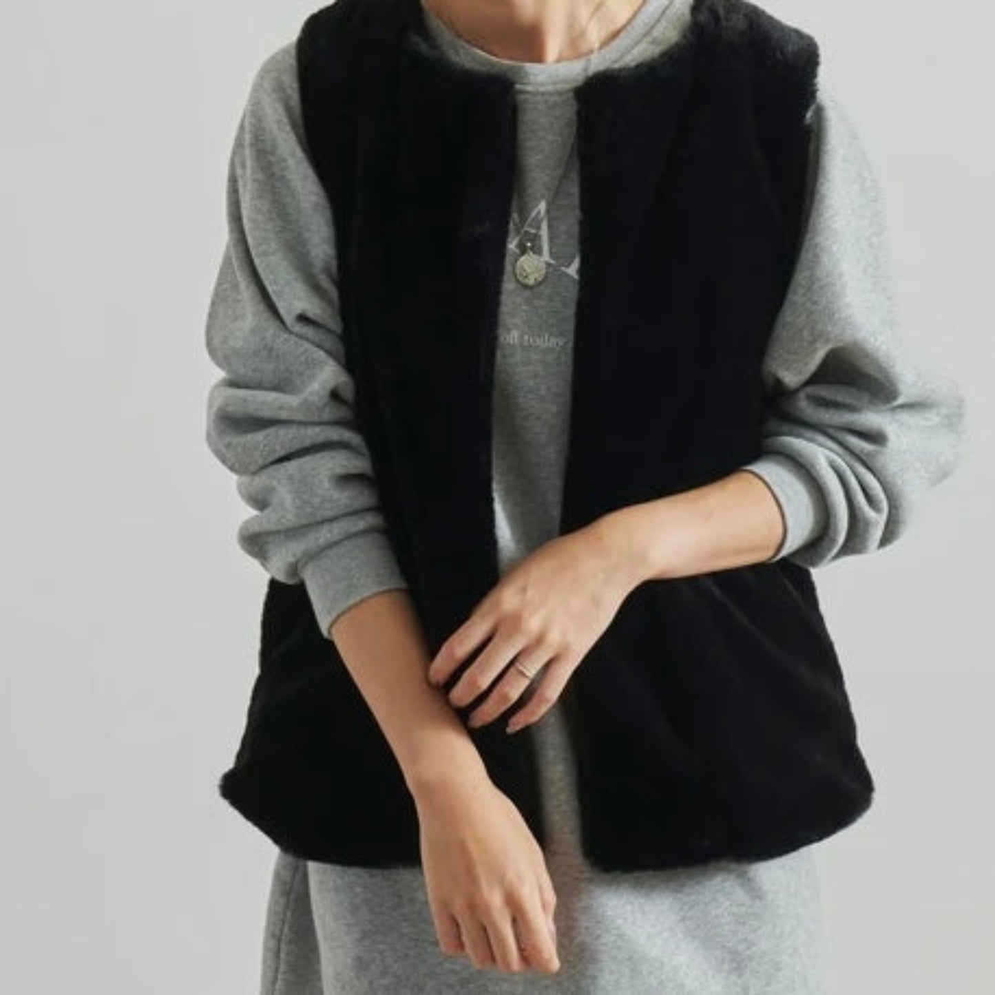 【再×3入荷】カットソー+ファージレのすごい着回しコーデセット