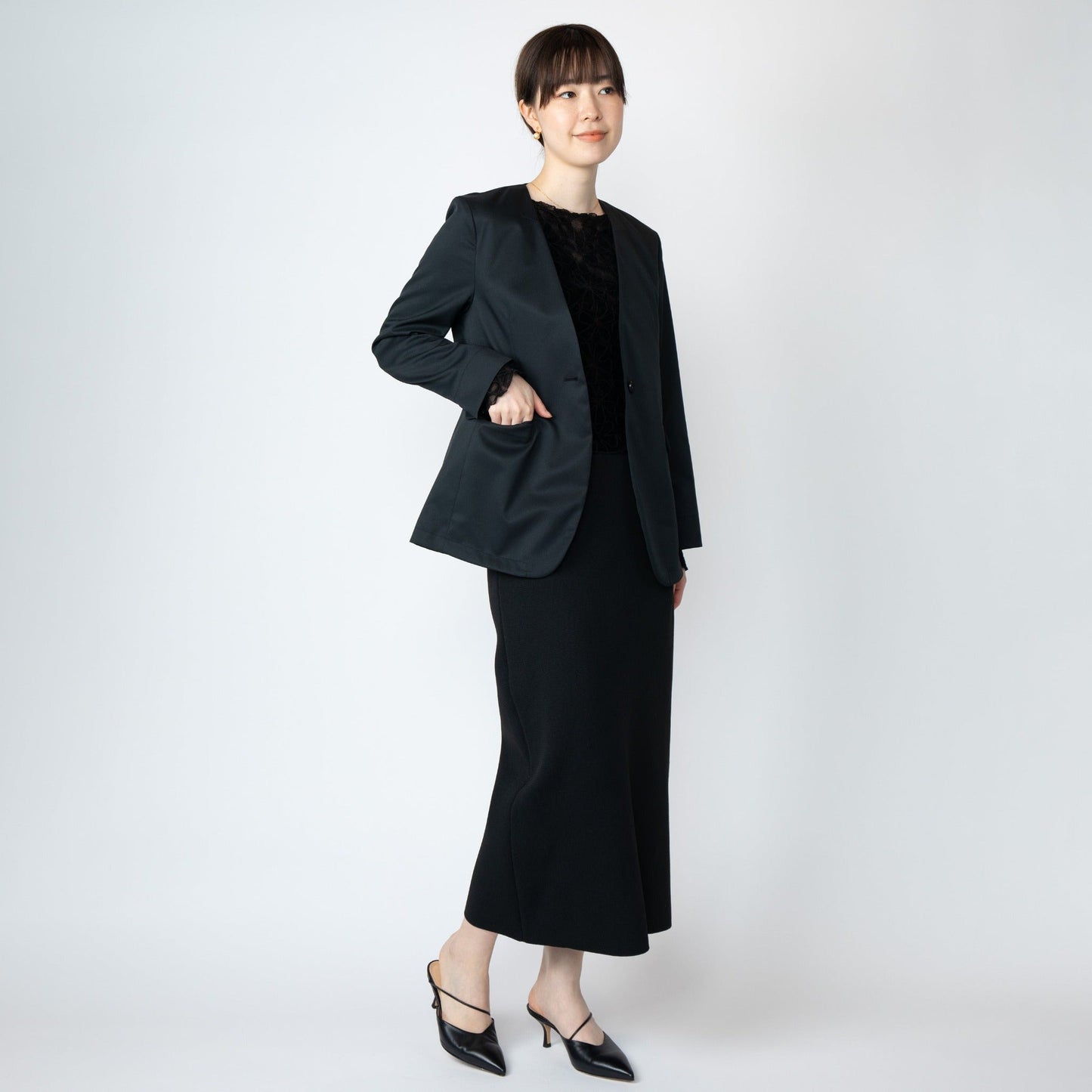 【WWSコラボ第二弾】センセイスーツのスピンオフ?!セットアップになるブラウス&スカート ~芯と華と伸びのある人~