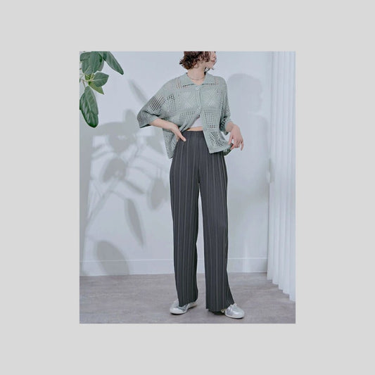 セルフカットOK、万能プリーツパンツ