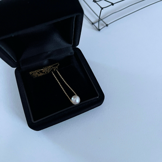 【再再再…入荷】伊勢湾からの本真珠、一粒ネックレス