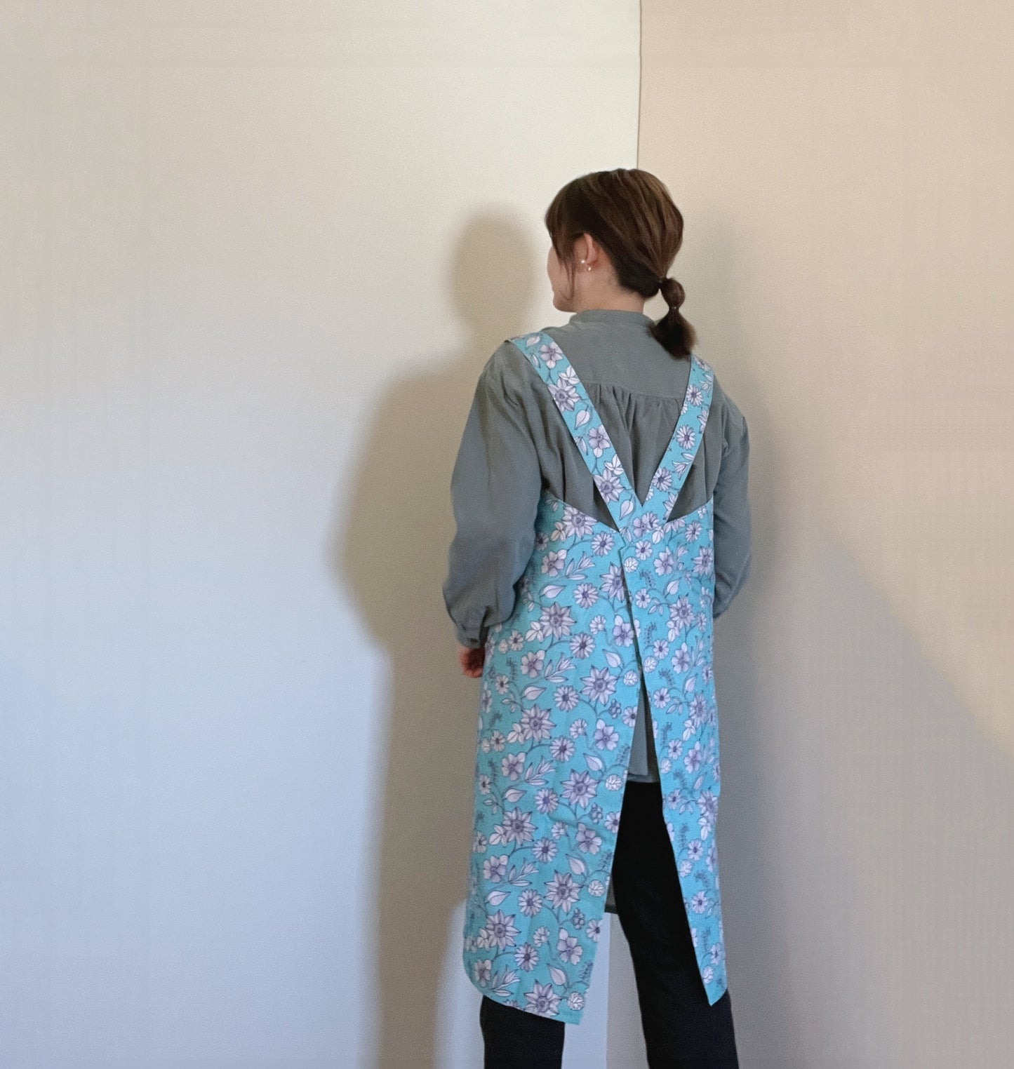 【独占新柄登場】【garb casaコラボ】3秒で着られる北欧柄の給食指導エプロン(男女兼用)