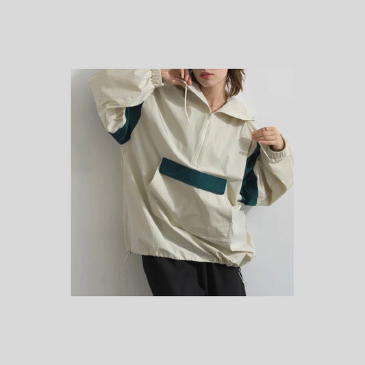 撥水加工のハーフZIPパーカー