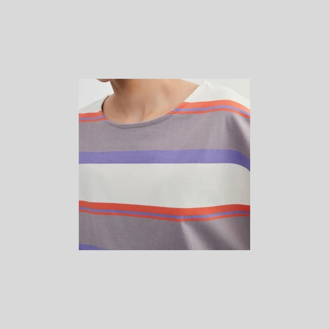 元気出るカラーのボーダーTシャツ