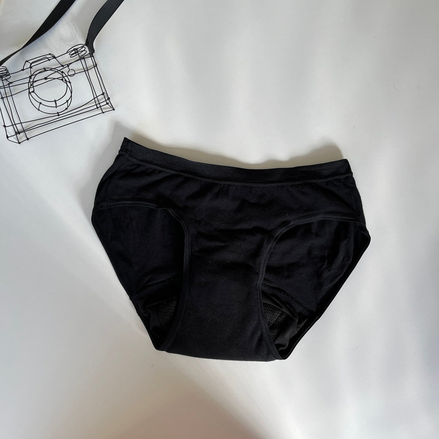 【再入荷】いろんな場面に、フェムテックインナー(女子センセイ)