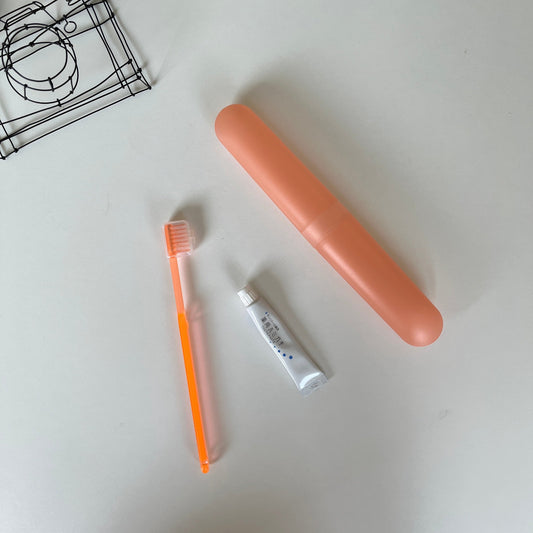 ありそうでない?超シンプルな歯ブラシセット