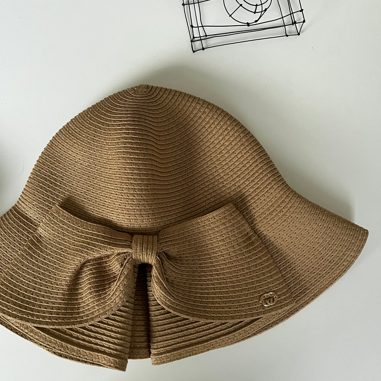 【再再再入荷】後ろリボンの折りたためるハット