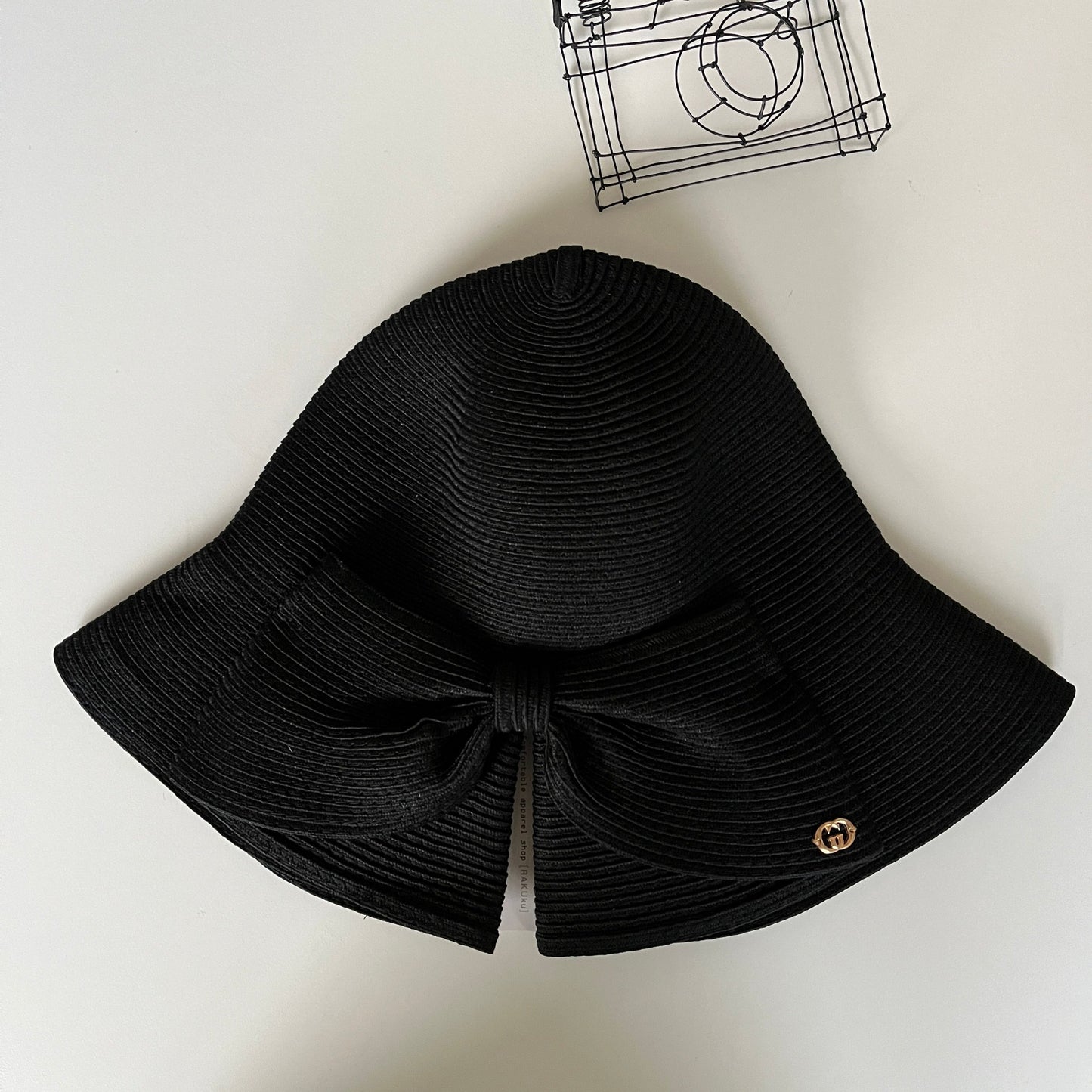 【再再再入荷】後ろリボンの折りたためるハット