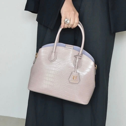 【再入荷】通勤バッグのミディアムサイズ。