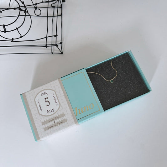 誕生月カラーのネックレス