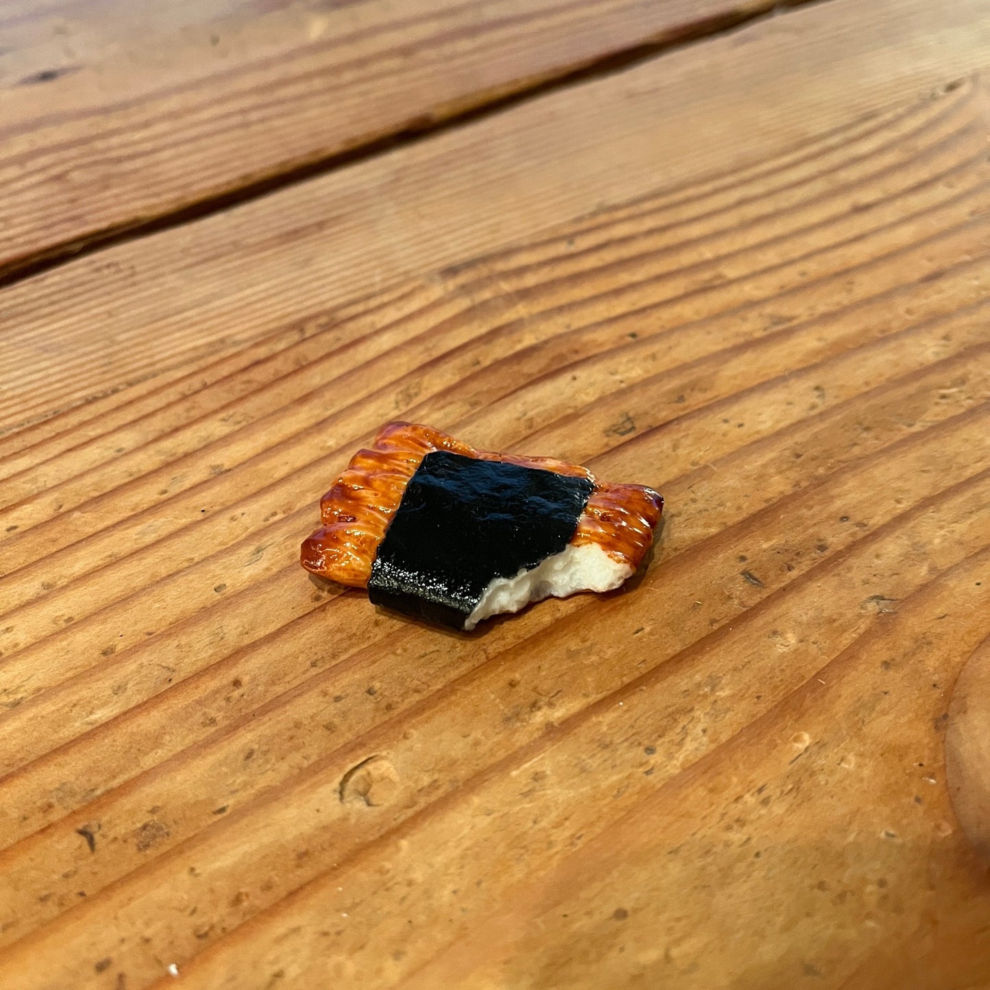 教室に遊び心を、それだけです(食品サンプルマグネット)