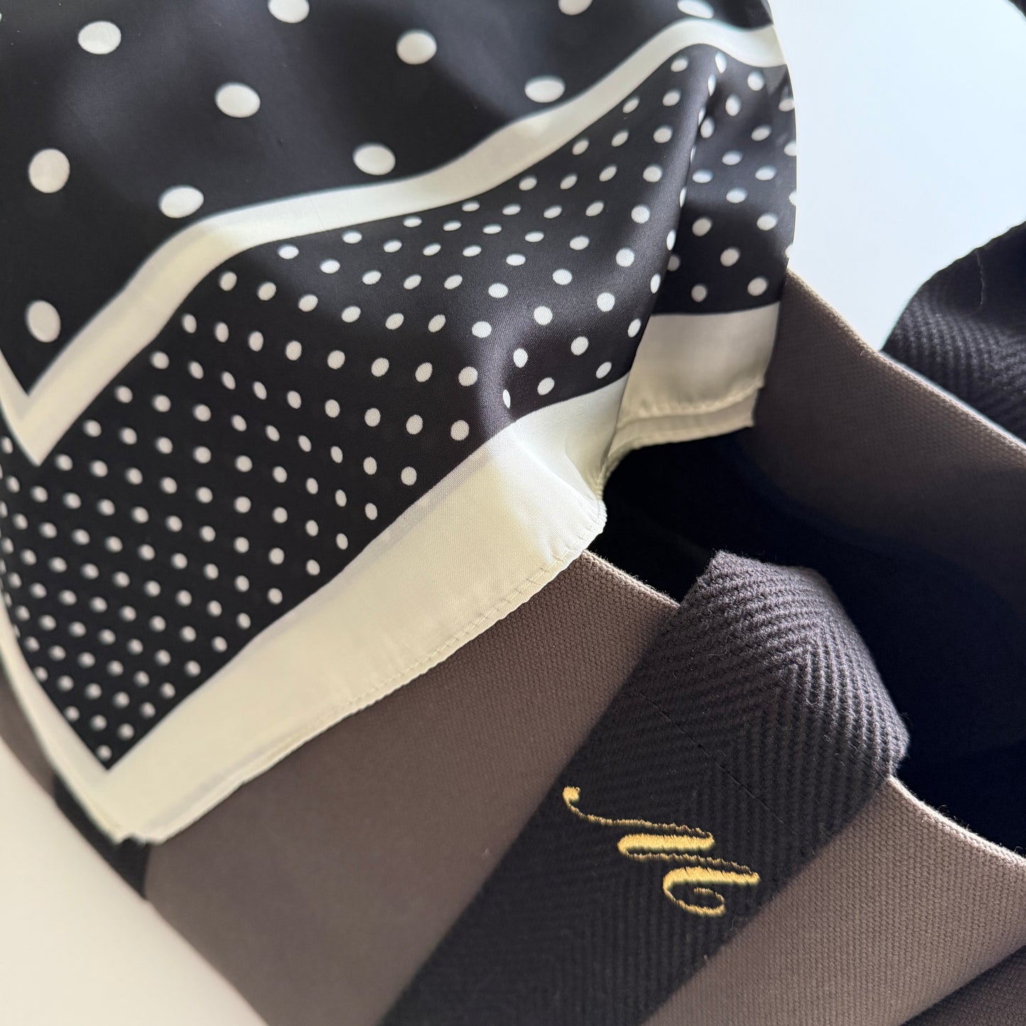 【再再々…入荷&スカーフリニューアル】1クラス分のノート入れに特化した35冊トートバッグ