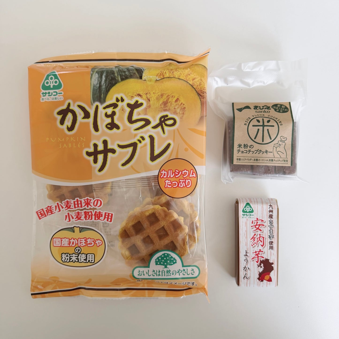 お菓子7点と選べるストール♪採点のオトモセット2025