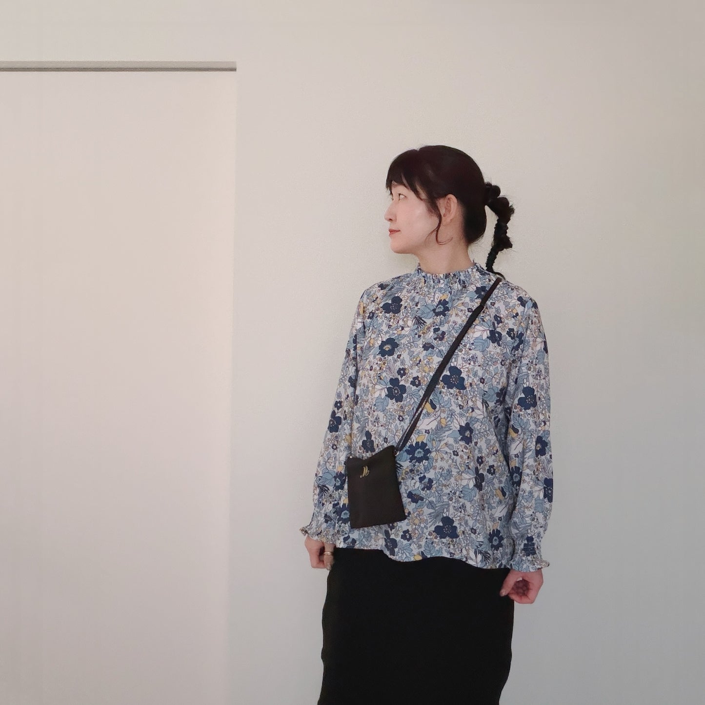 【再入荷＆無地登場】ストーリーで着てたお花ブラウス