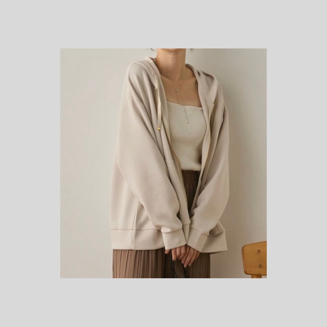 【再入荷&新色】ジップがゴールド、大人っぽパーカー