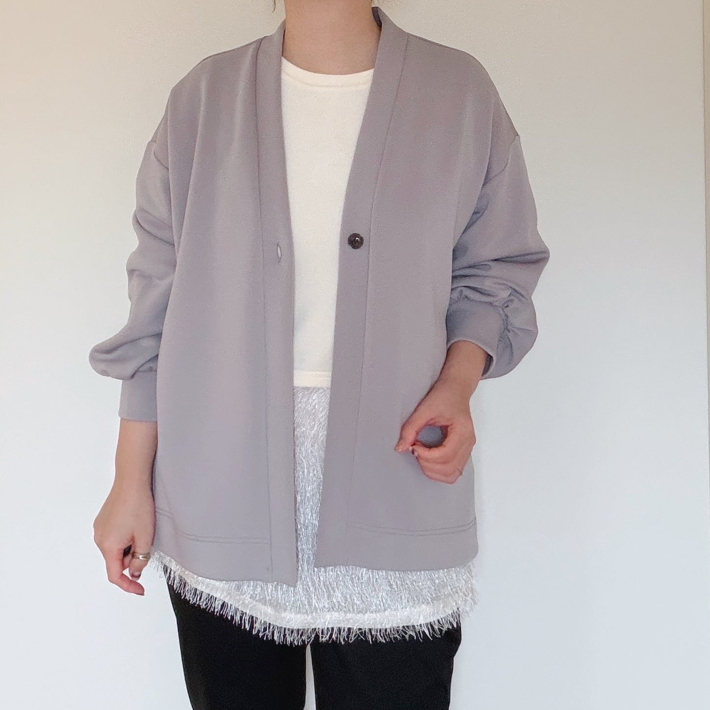 【再々入荷&新色】背中にチュールのカーディガン