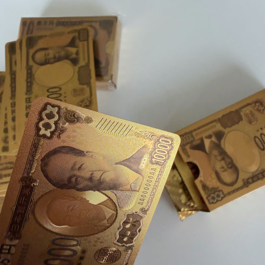 黄金カラーのMONEYトランプ