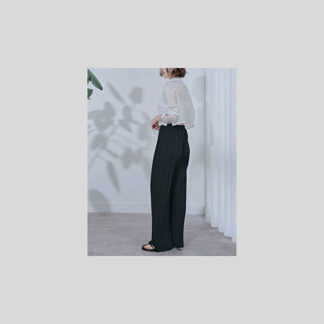 セルフカットOK、万能プリーツパンツ