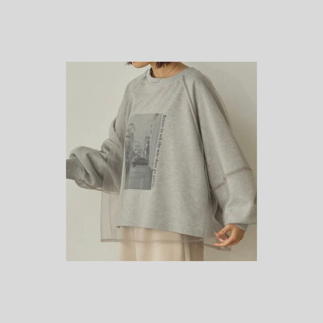 チュール重ねのプルオーバー