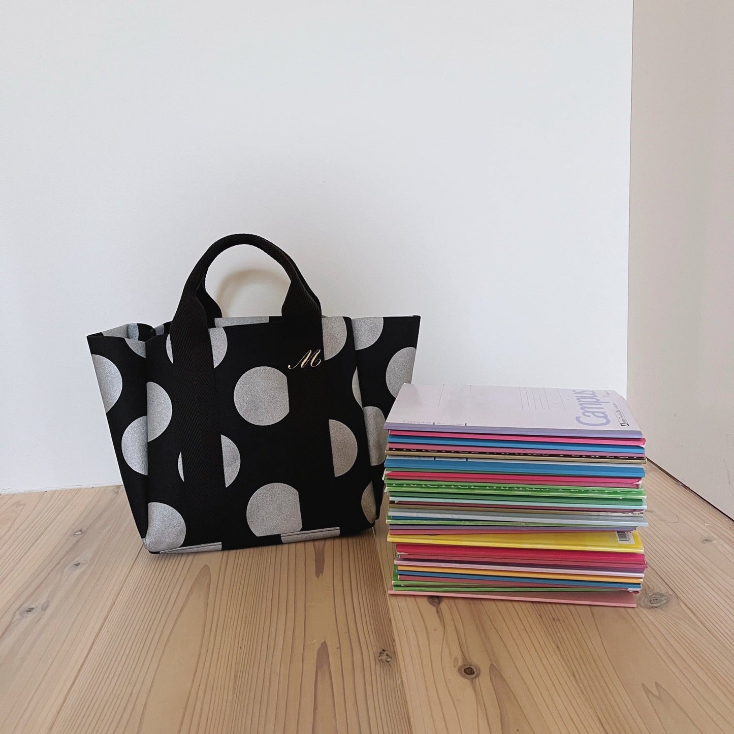 【ご予約期間終了】35冊入るトートバッグ・クリスマス特別バージョン