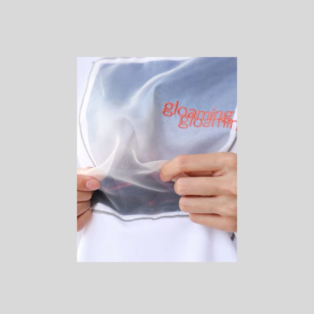 オーガンジー重ね、おしゃれ感出る白Tシャツ