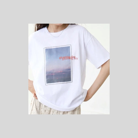 オーガンジー重ね、おしゃれ感出る白Tシャツ
