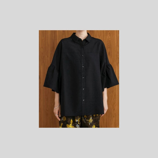 【再入荷】フレアスリーブなシャツブラウス
