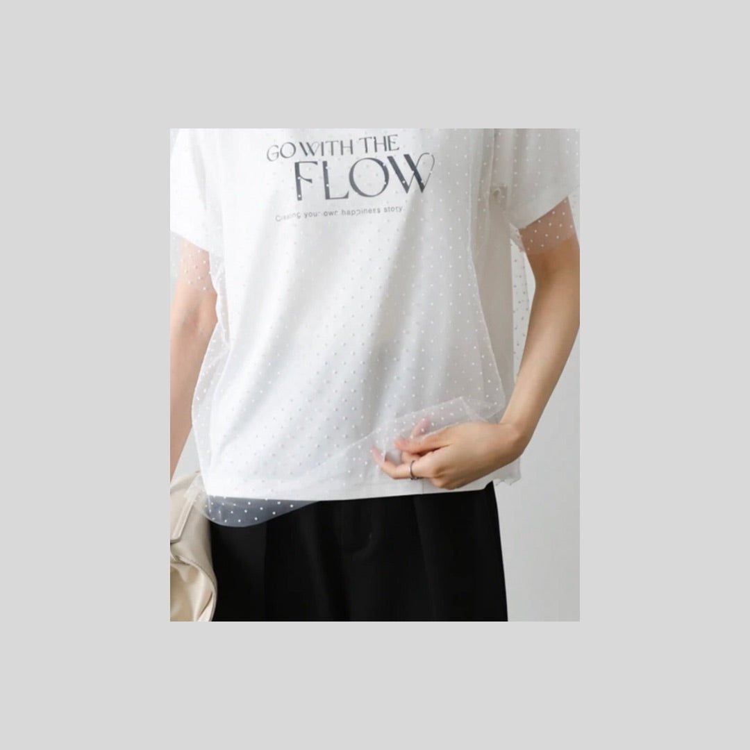 ドットチュールのレイヤードTシャツ