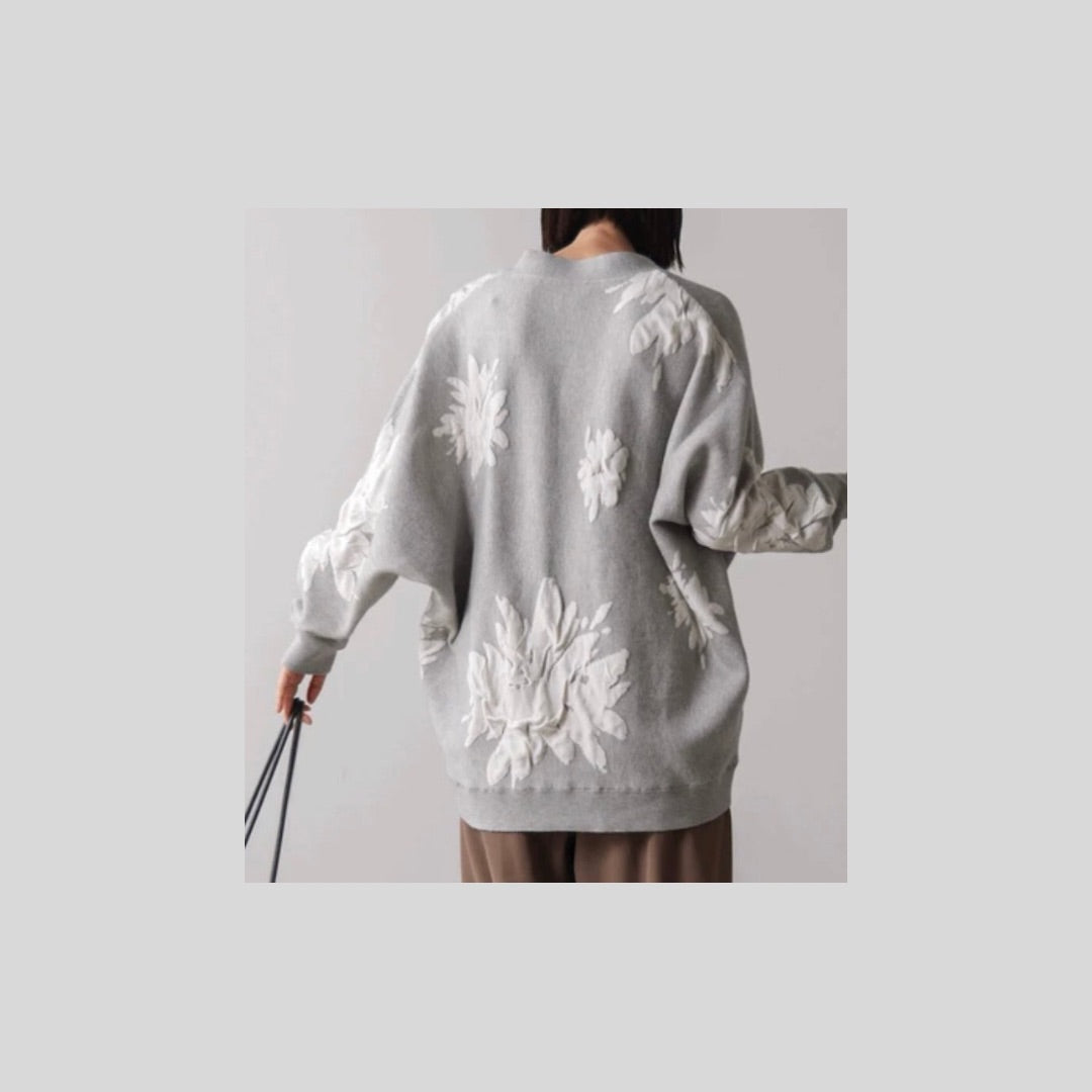 【再々入荷】立体感あるジャガードフラワーカーディガン