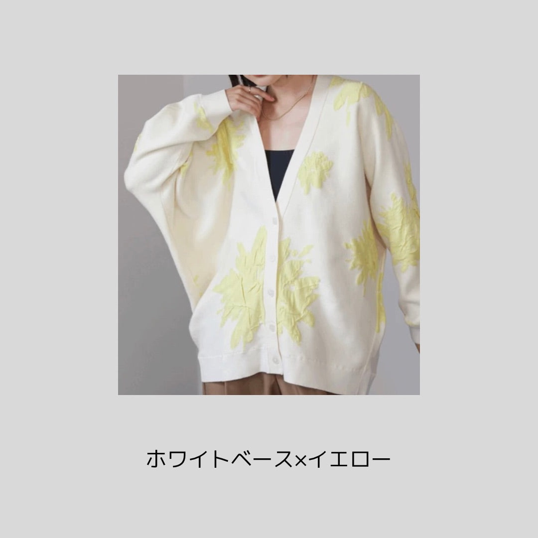 【再々入荷】立体感あるジャガードフラワーカーディガン