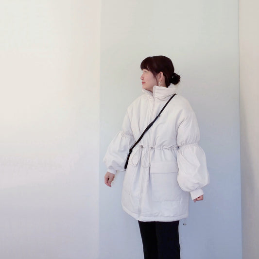 ボリューム袖×ドロストの中綿コート