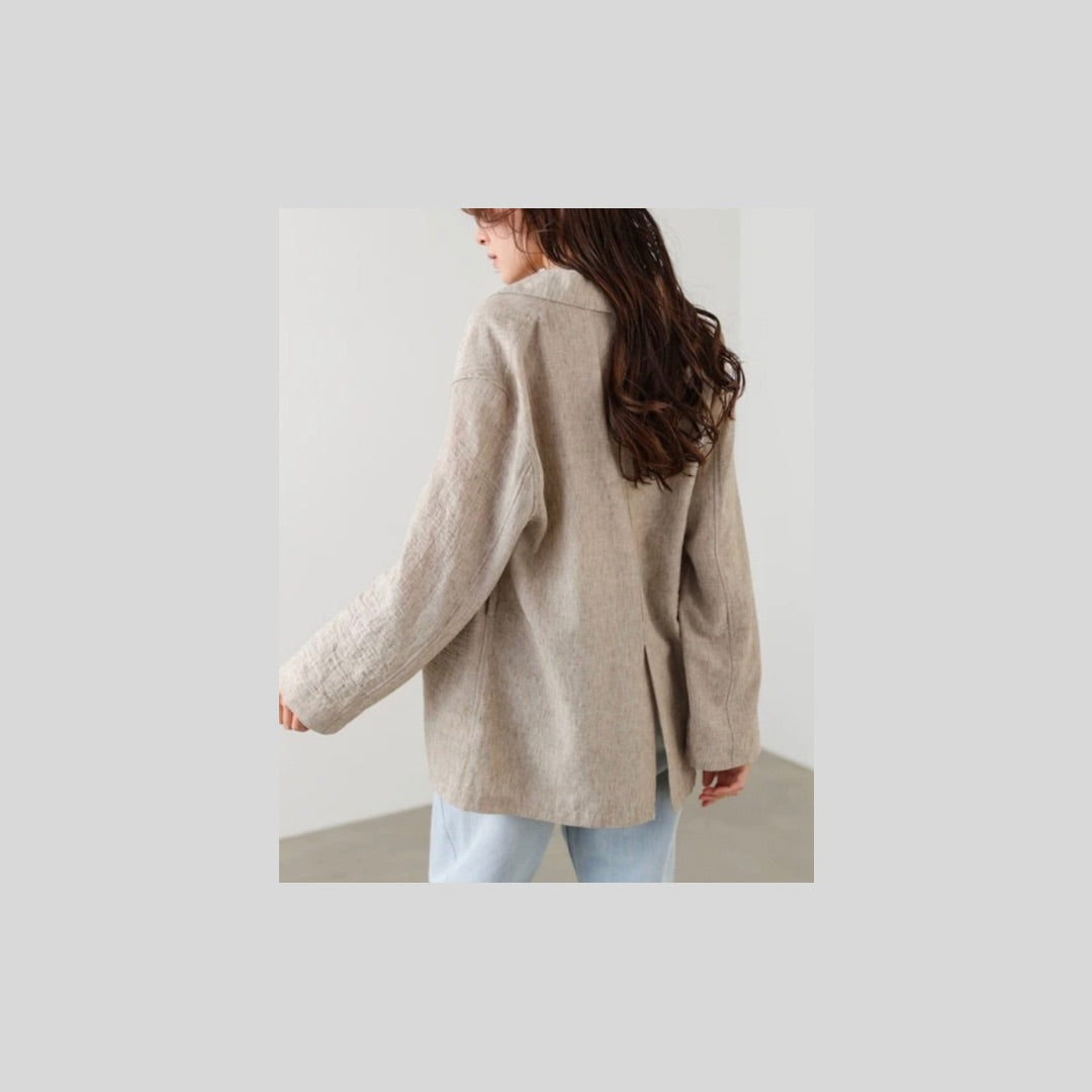 ベルトありなしどっちもかわいい、軽めジャケット